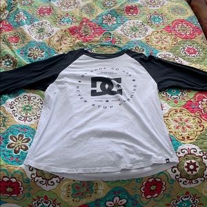 3/4 length sleeves DC shirt